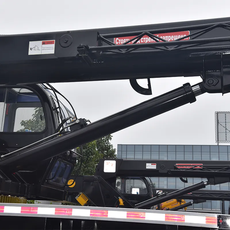 16-тонный автомобильный кран BAIC экспорт (7)