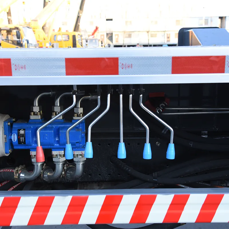 16-тонный автомобильный кран Dongfeng (8)