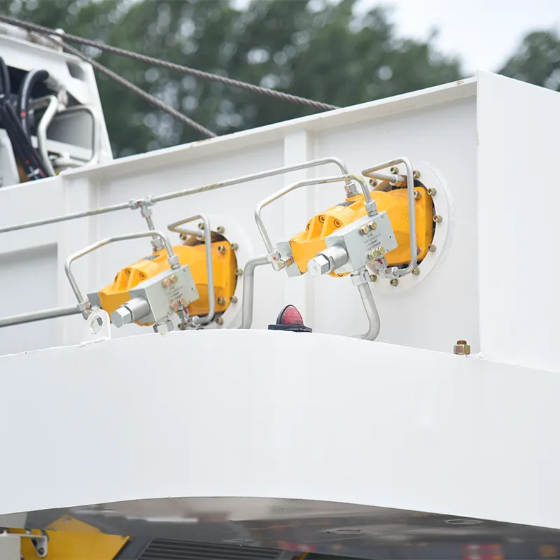 16-тонный автомобильный кран Isuzu (8)