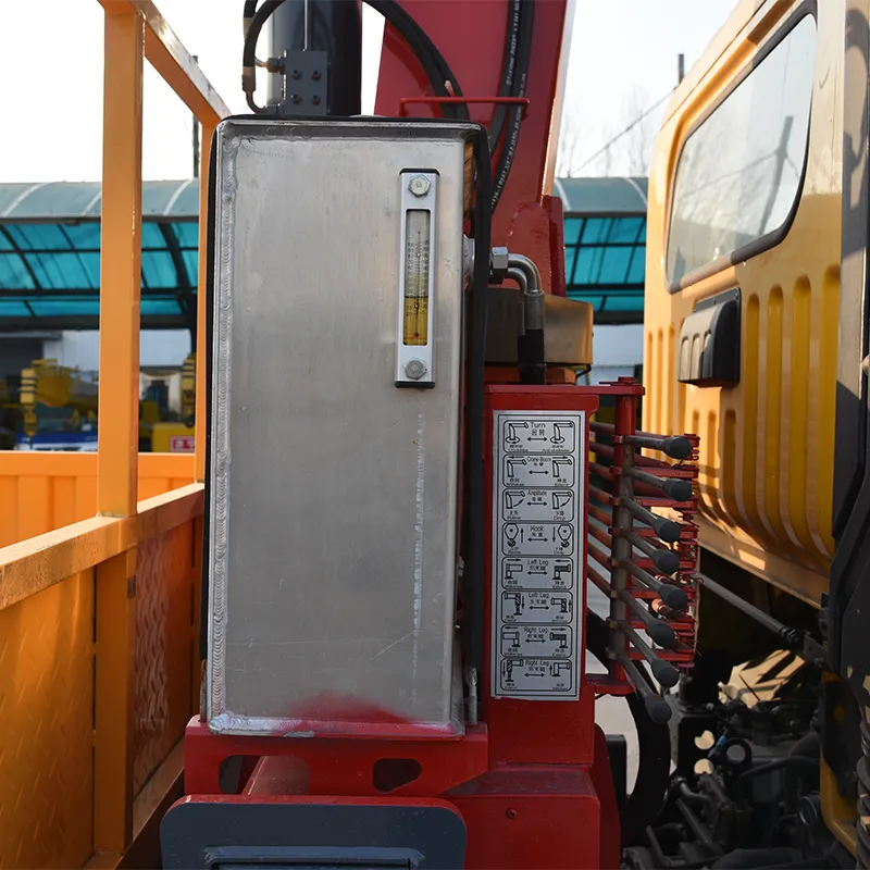 4-тонный кран-манипулятор Dongfeng 1 (7)