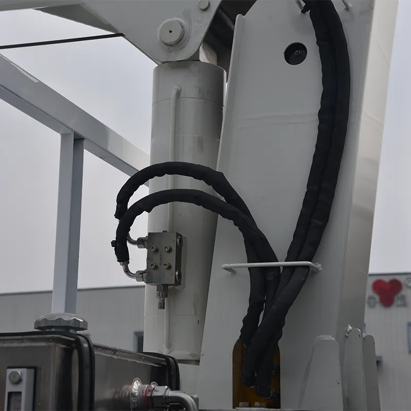 5-тонный кран-манипулятор Isuzu 2 (6)