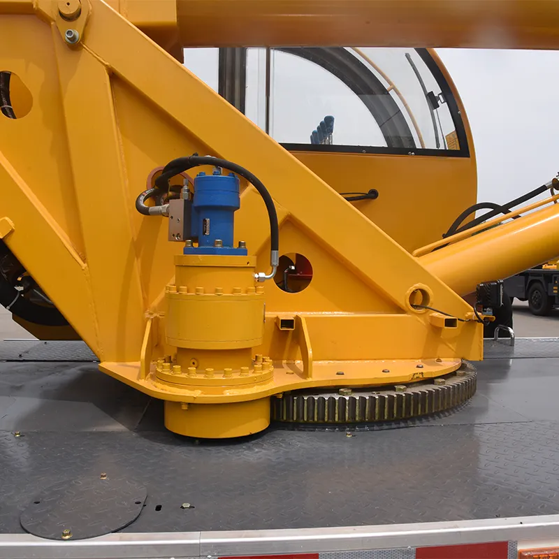 8-тонный автомобильный кран Foton (7)