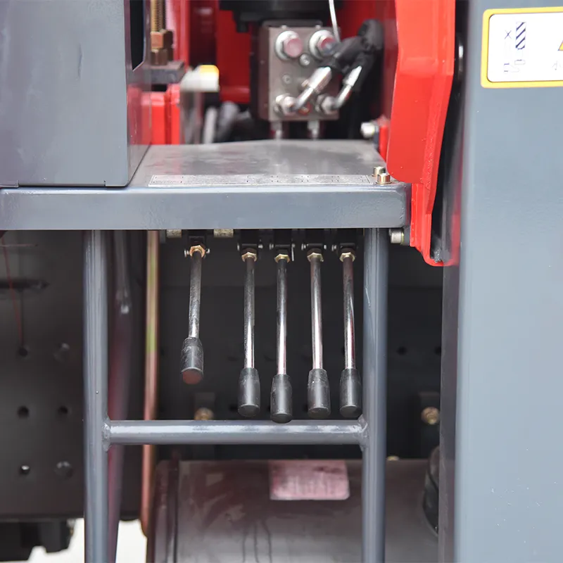 8-тонный кран-манипулятор Xuande X9 (7)